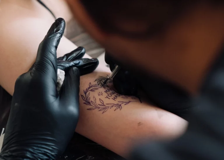 Tattoo Cartridge Needles vs Traditional Needles Key Differences